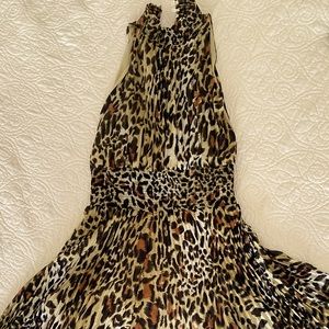Super cute breezy dress for curvey girl.